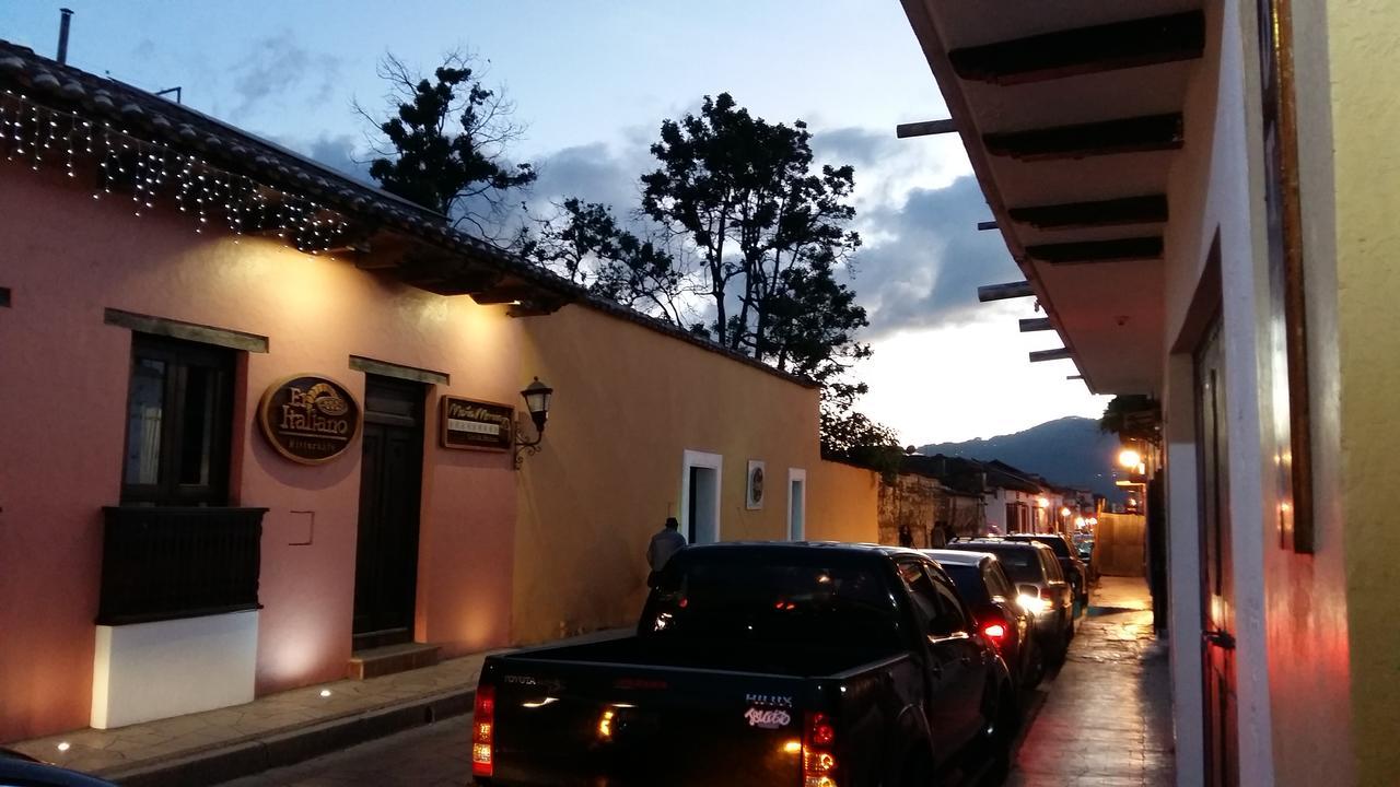 Hotel Casa Petra San Cristóbal de Las Casas エクステリア 写真